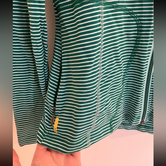 Lolë Sports Vest - Picture 2 of 3